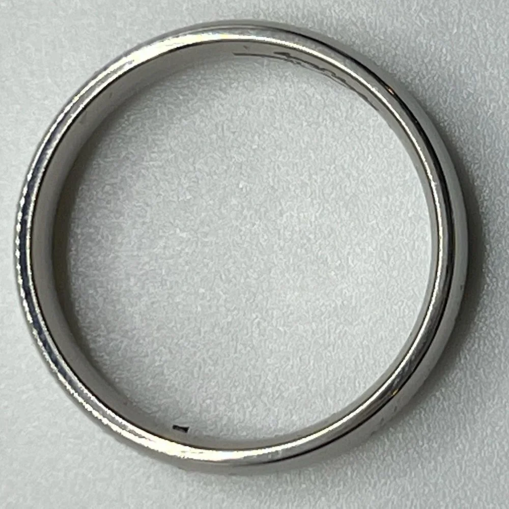 Mens Titanium Wedding Band Size 10.5